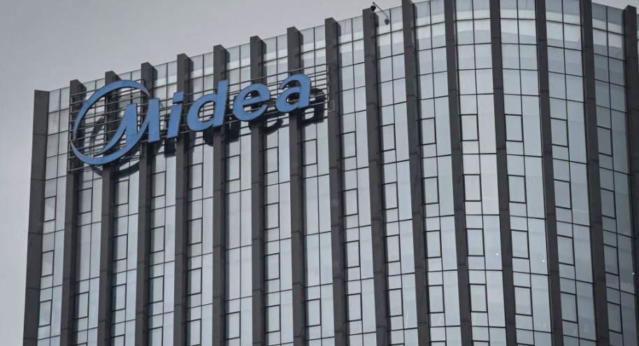 Popular Midea Air Conditioners Recalled After Mold Build-Up Reports
