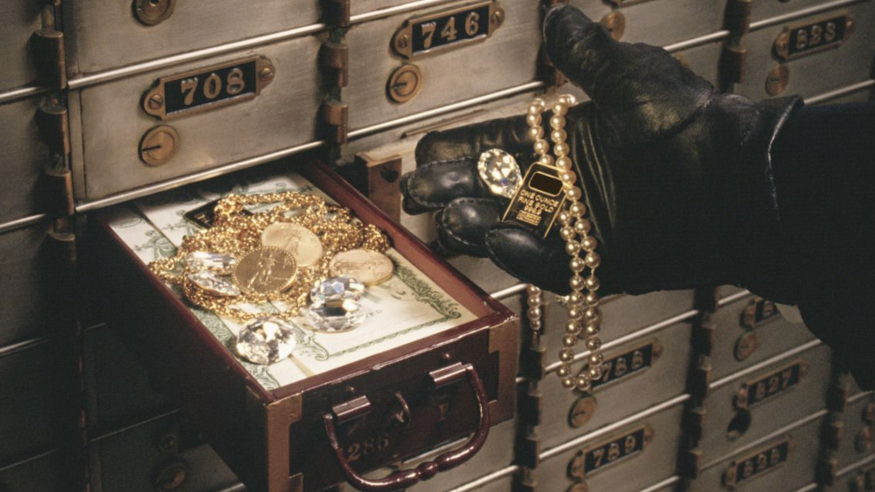 Heist at the Louvre Museum