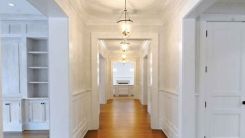 Jennifer-Lopez-house-first-floor-hall